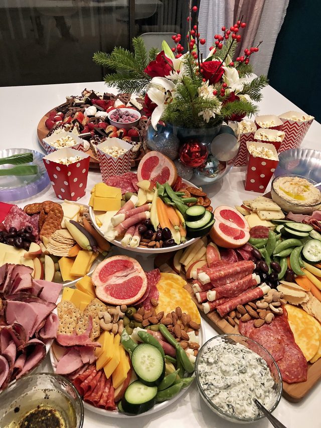 how-to-build-a-holiday-grazing-table-a-well-crafted-party